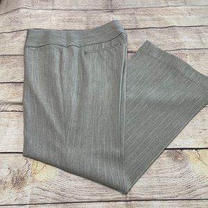 Express Editor 6P Light Gray w pinstripe pant